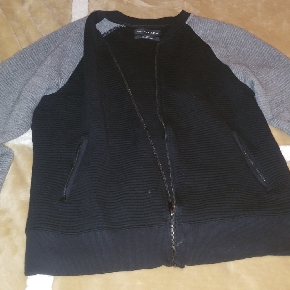 ZARA MENS L SWEATER